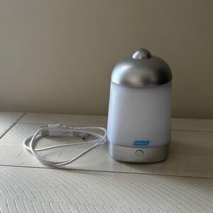 Halls Silver and White Aroma Diffuser